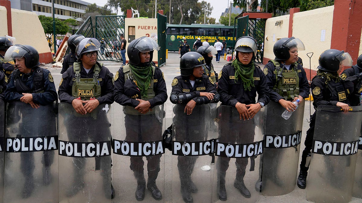 Peru police