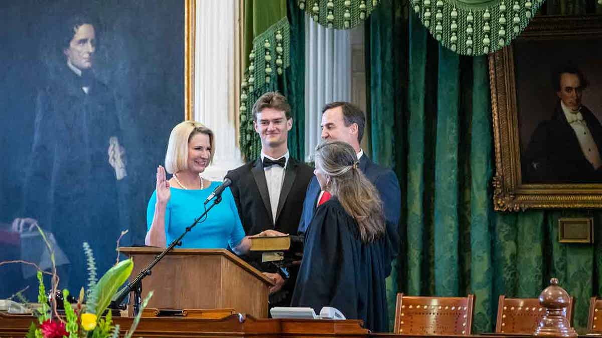 Texas Land Commissioner Dawn Buckingham's swearing in