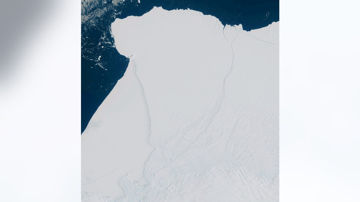 The Brunt ice shelf before calving