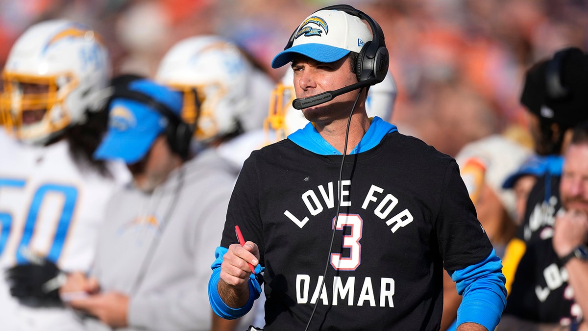 Playoffs are a fresh start for the underachieving Chargers