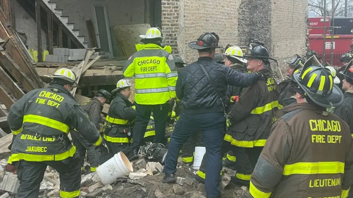 Chicago building collapse one