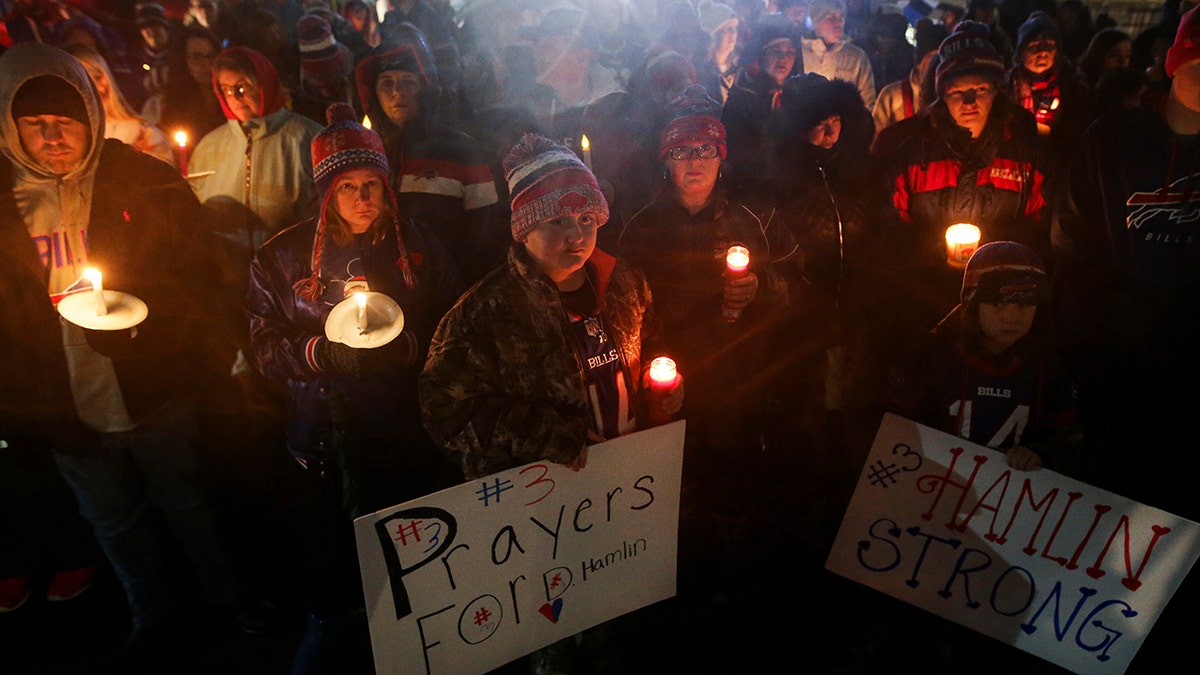 Damar Hamlin prayer circle