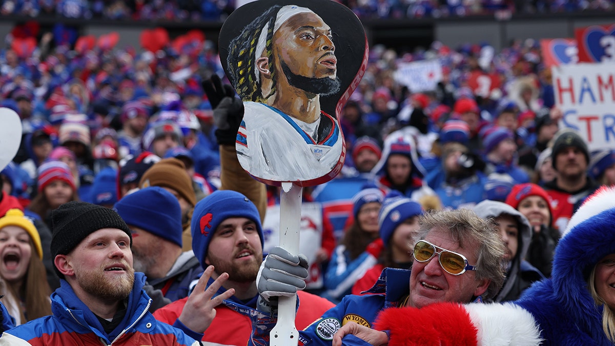 Damar Hamlin pumps up Bills fans from suite in return to Highmark