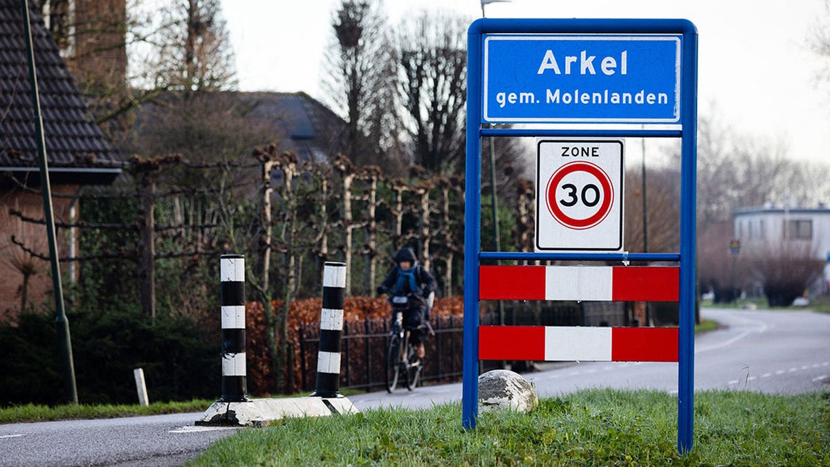 Arkel city sign