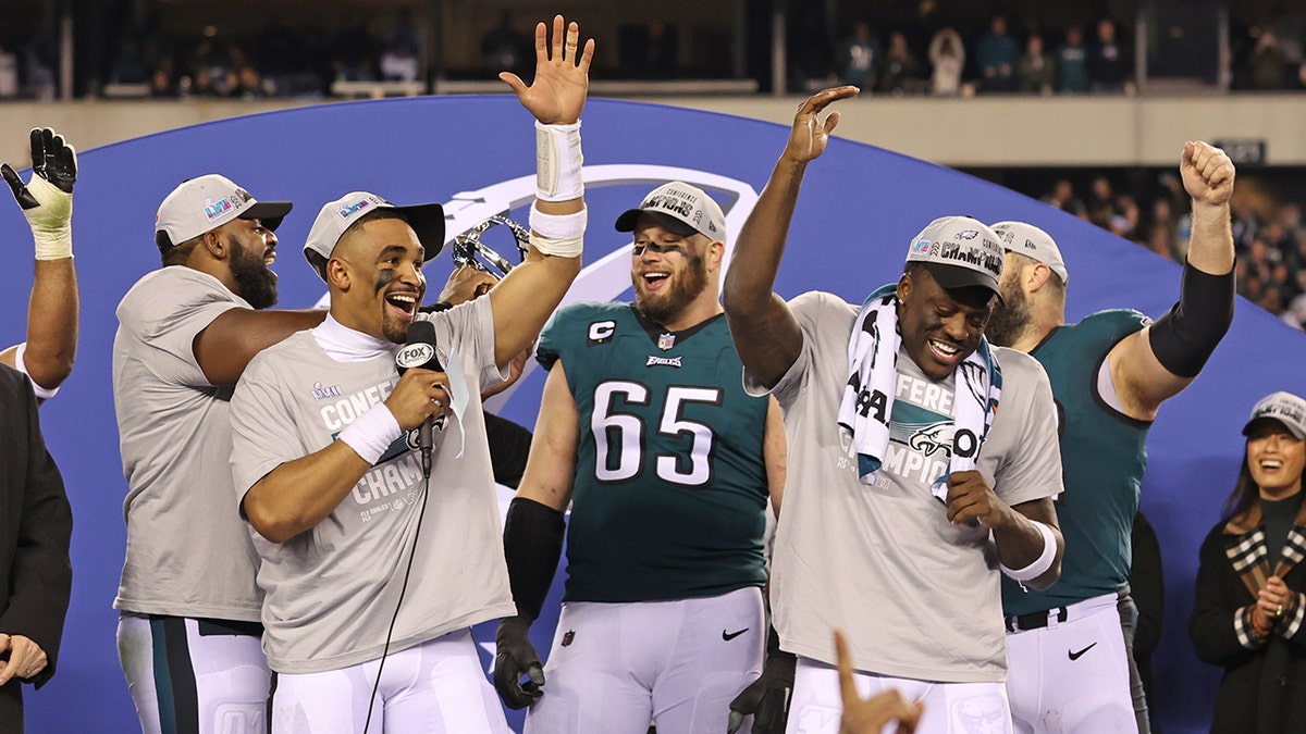 Eagles players celebrate NFC Championship