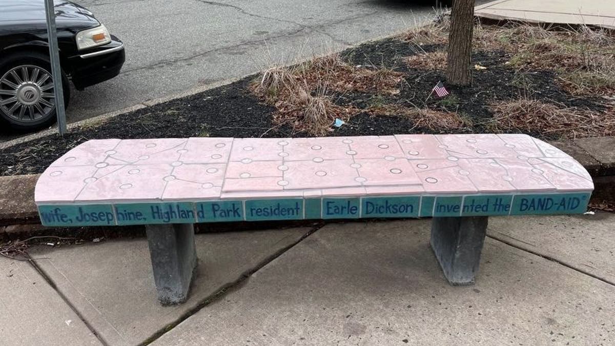 Earle Dickson memorial bench