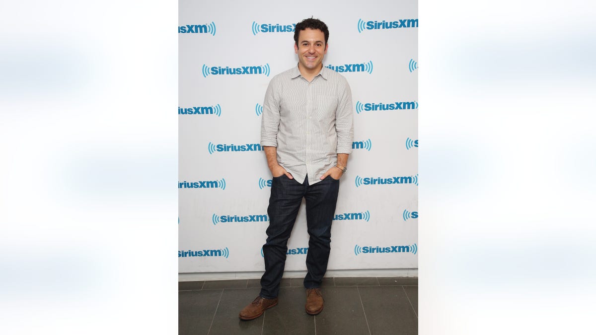 Fred Savage on the red carpet