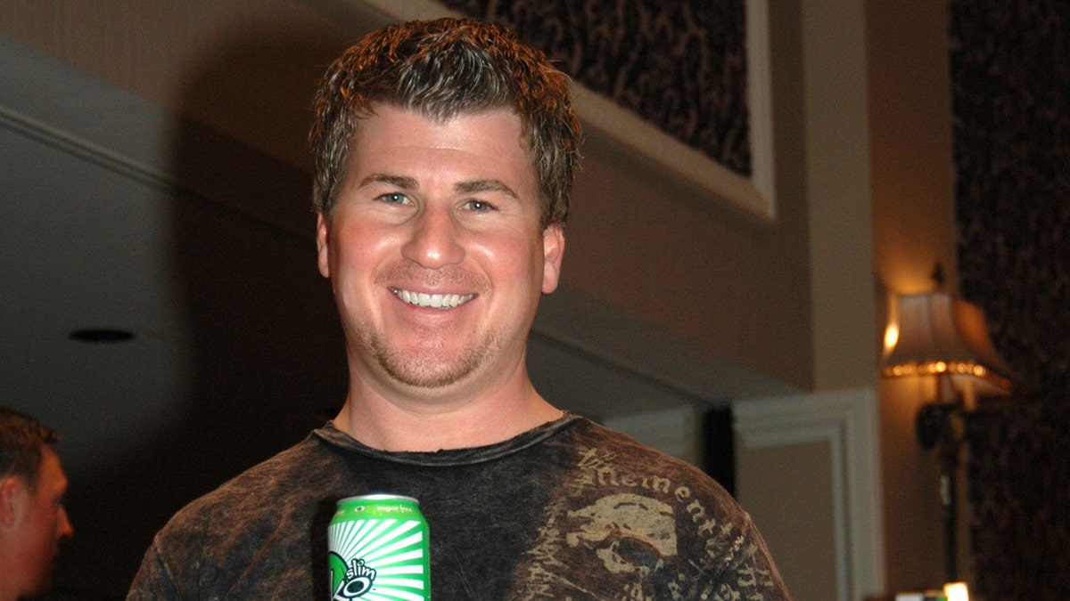 Jason Hervey at poker contest