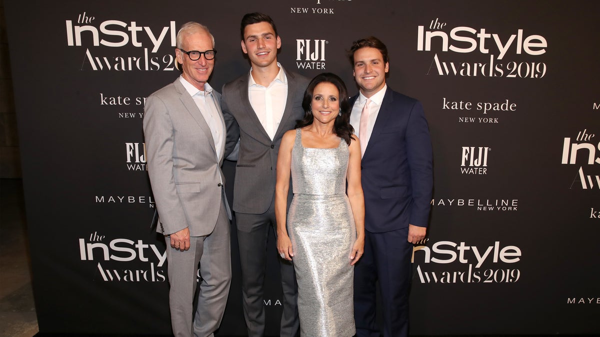 Julia Louis-Dreyfus with family