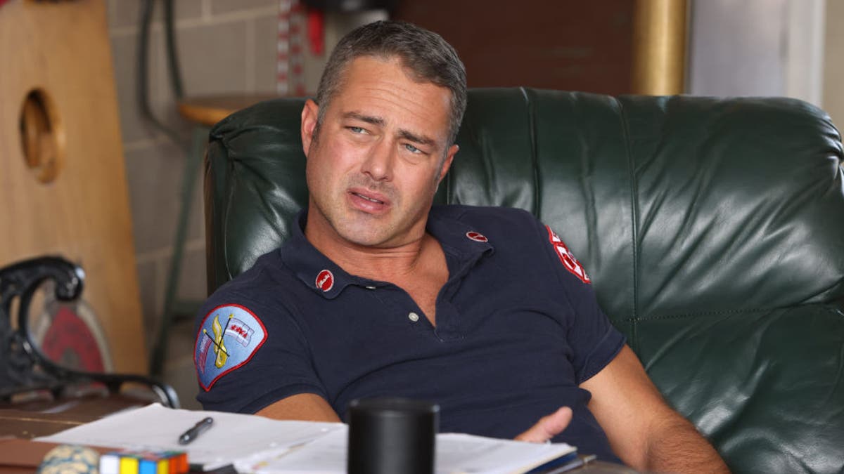 taylor kinney