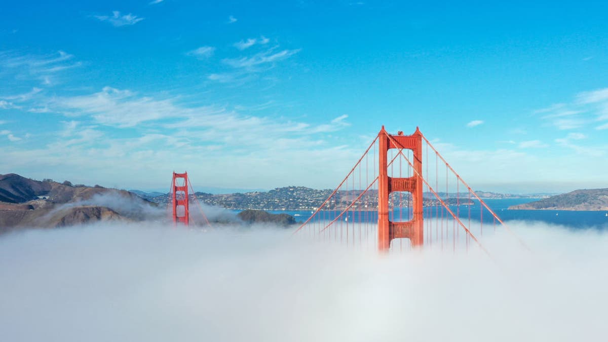 Golden Gate Bridge fog