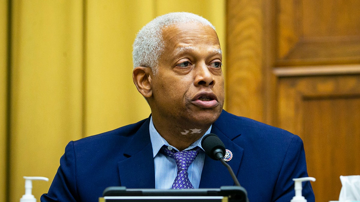 Hank Johnson