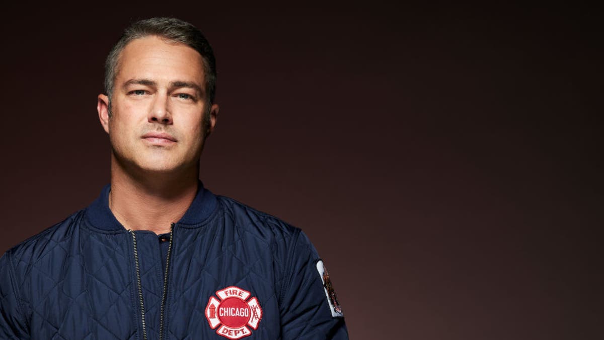 taylor kinney in chicago fire