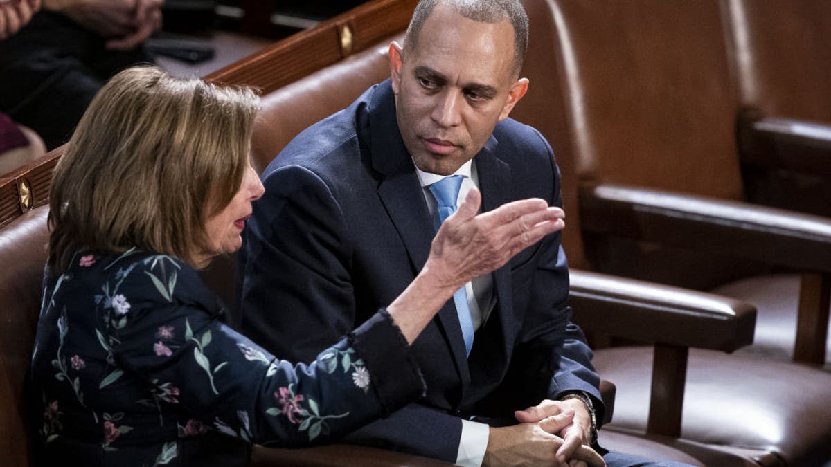 Hakeem Jeffries, Nancy Pelosi