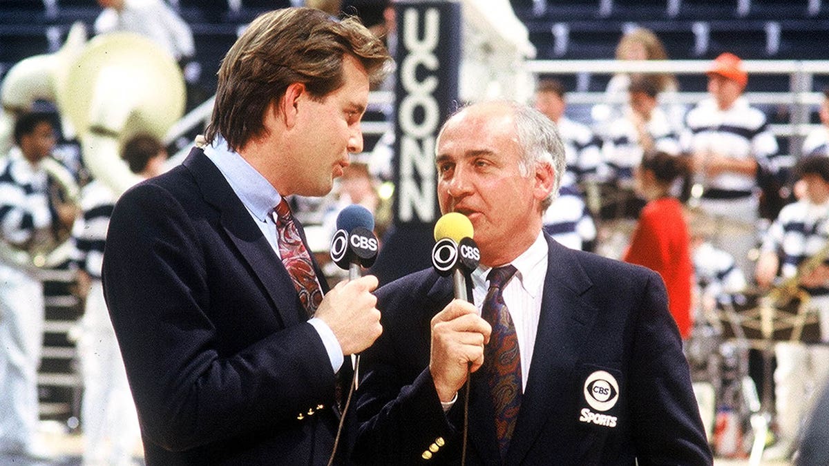 Jim Nance and Billy Packer on the court for pregame analysis