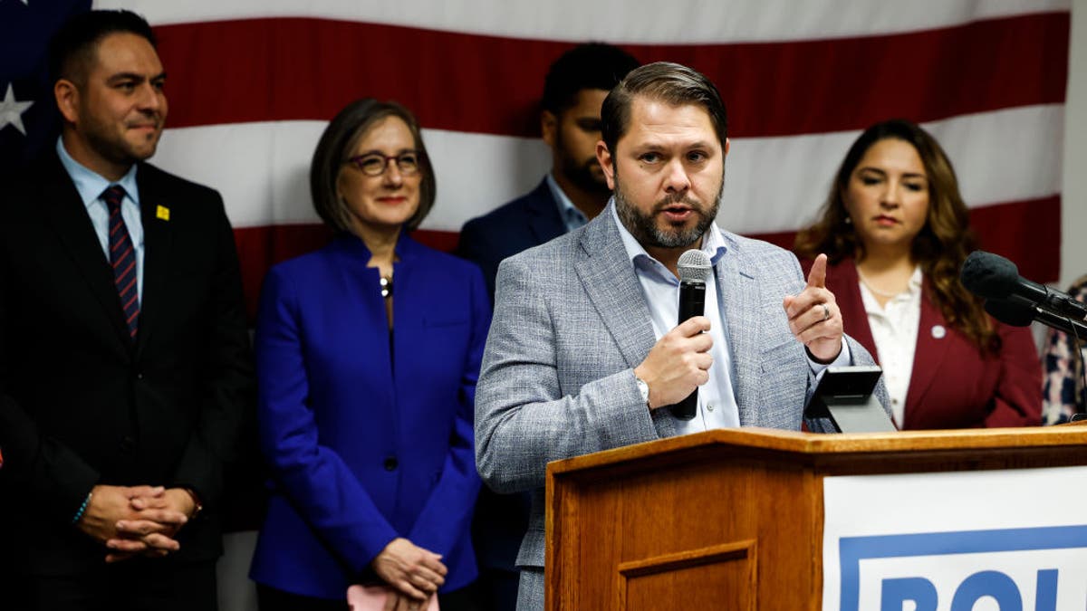 Ruben Gallego