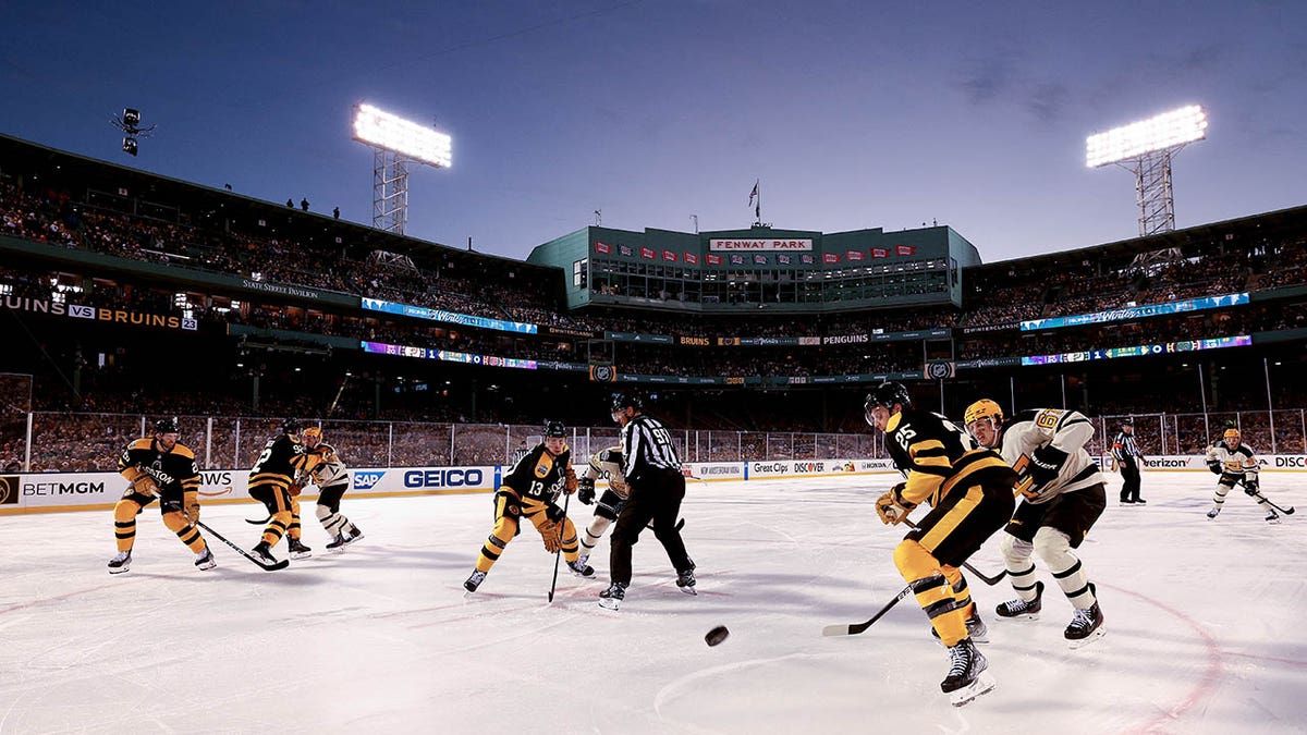 NHL WINTER CLASSIC: Bruins rally late, win at Fenway