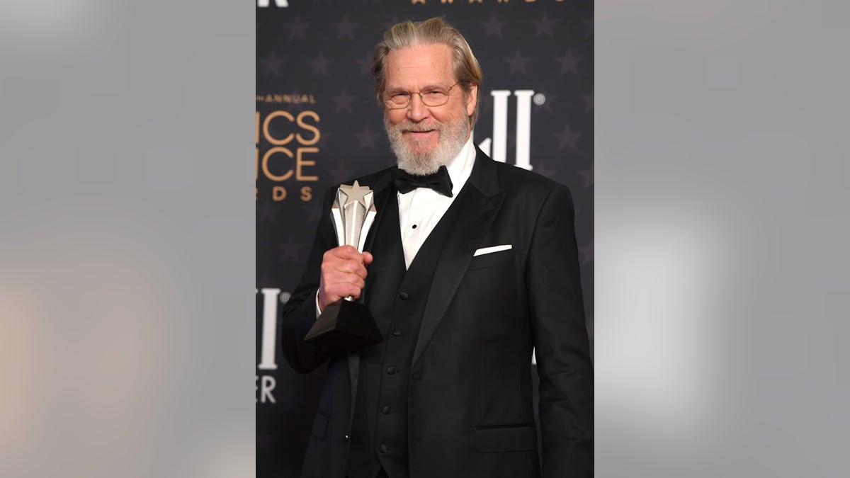 Jeff Bridges Critics Choice Awards