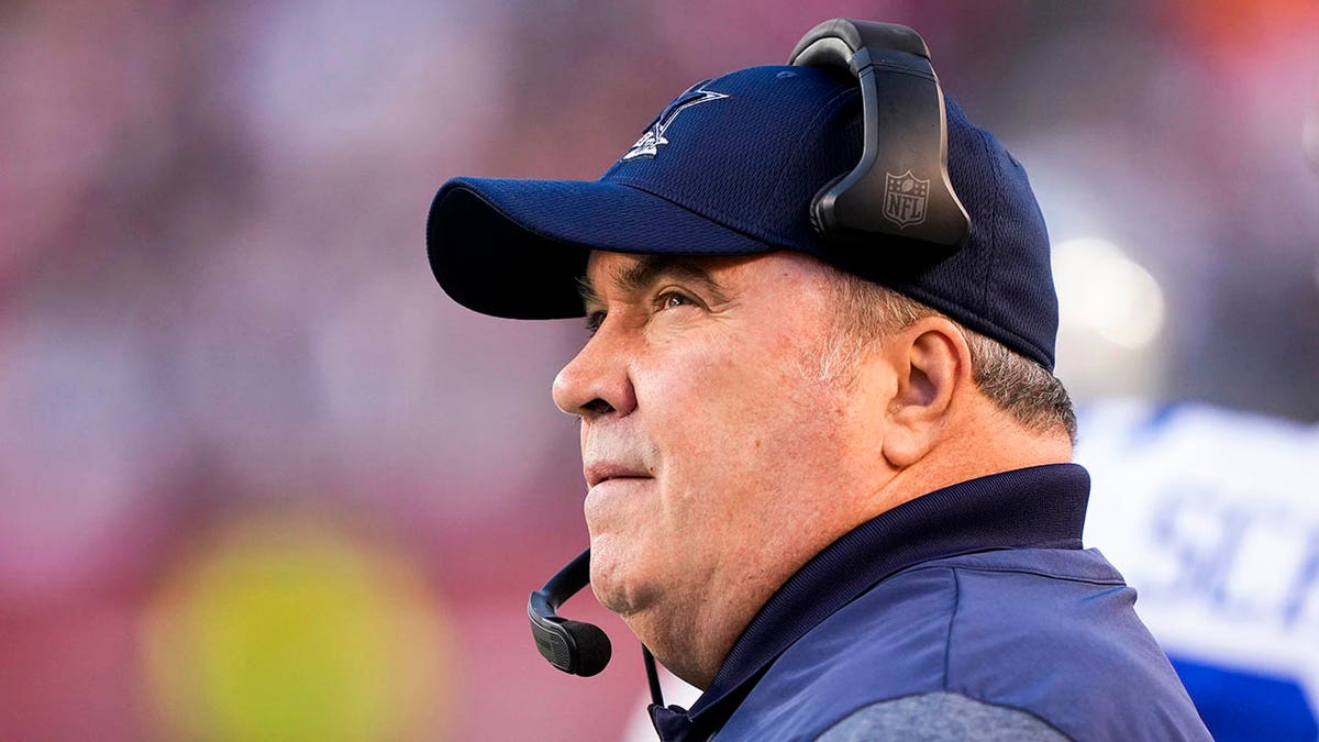 Mike McCarthy: Jerry Jones wants me to coach Cowboys as long as Tom Landry