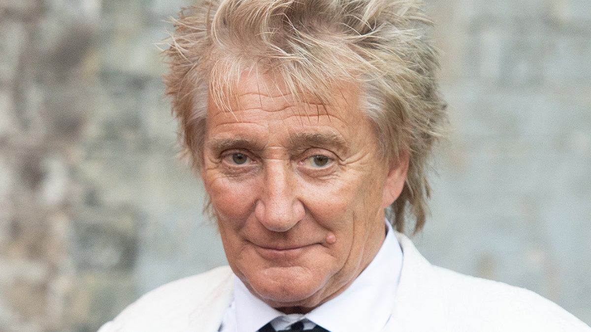 Rod Stewart looking somber