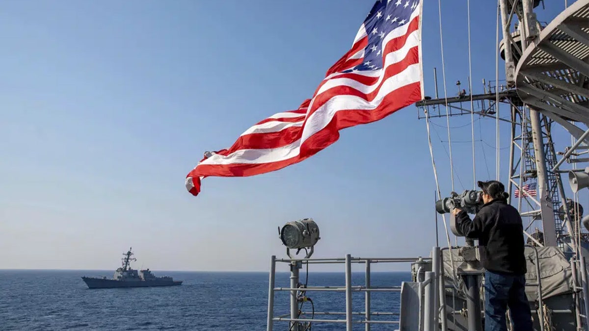 Ticonderoga-class guided-missile cruiser USS Leyte Gulf