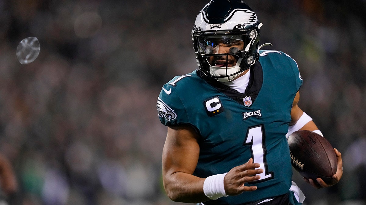 Eagles HC compares Jalen Hurts to Michael Jordan after win over Giants, FIRST THINGS FIRST