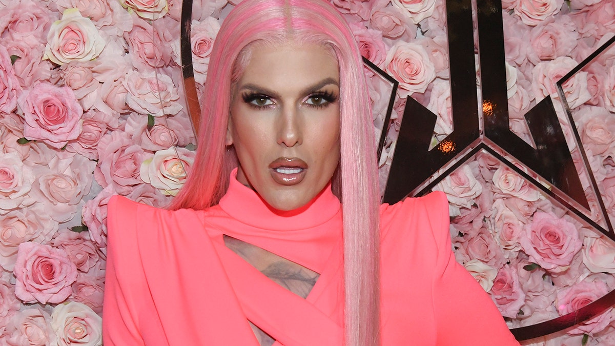 Jeffree Star's autobiography will discuss Dramageddon and beauty influencer  culture - PopBuzz