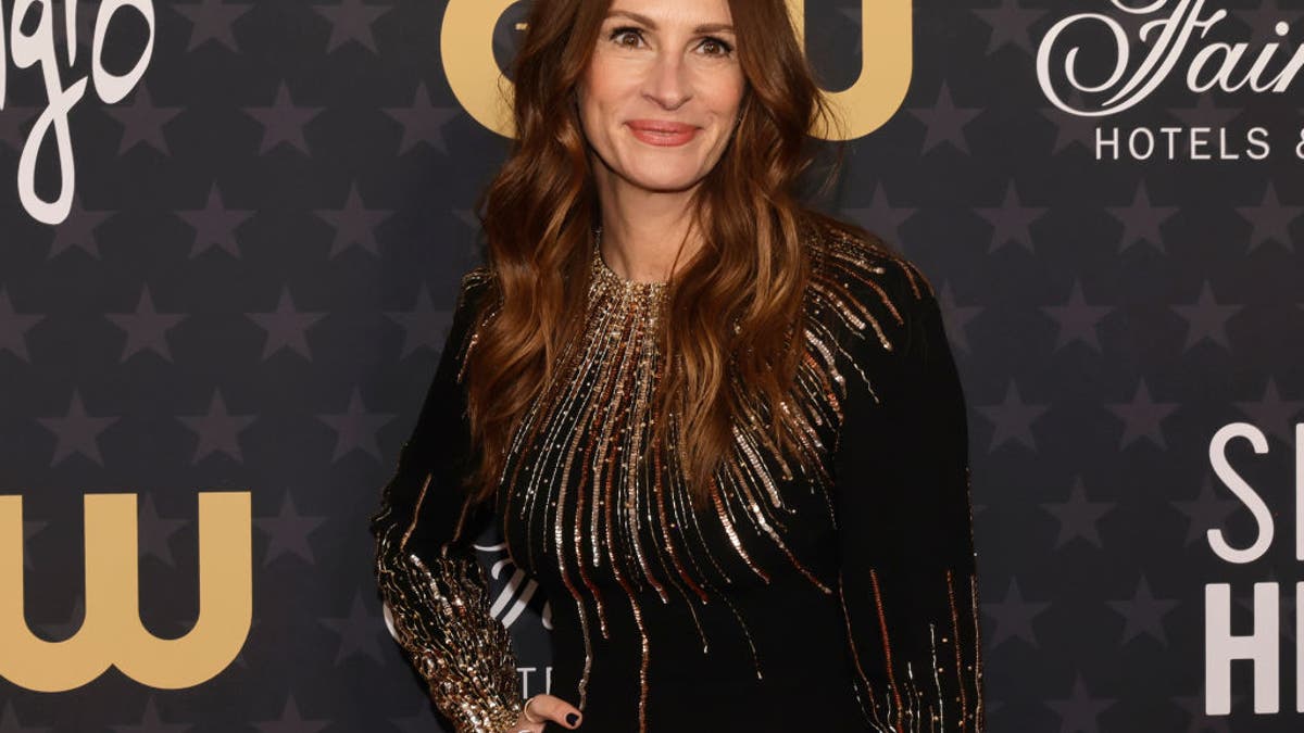 Julia Roberts wore a sparkling sequin gown at Critics Choice Awards