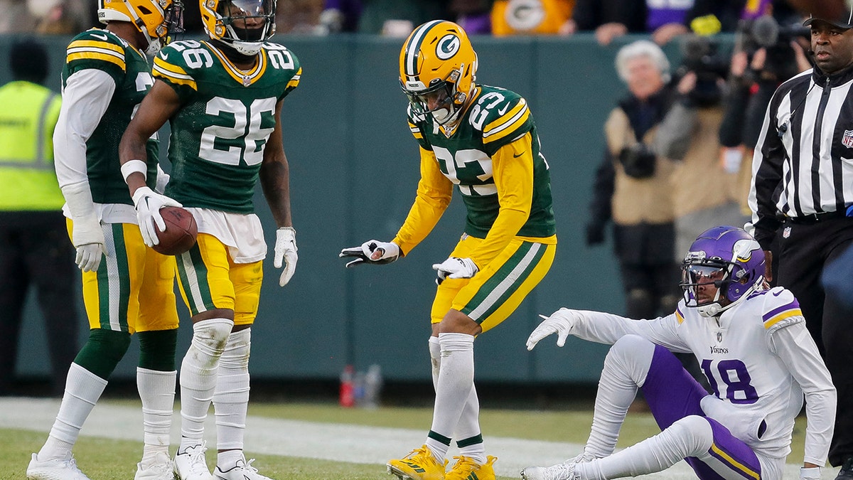 Jaire Alexander dances