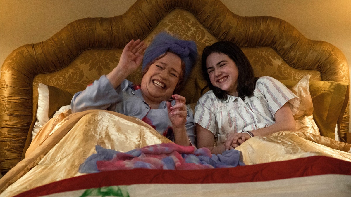 Movie still of Kathy Bates and Abby Ryder Fortson in 