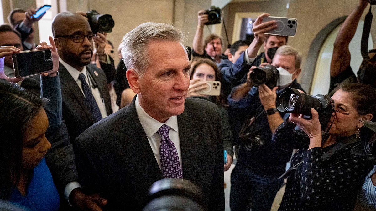 Rep. Kevin McCarthy arrives ahead of second day of votes on House speaker race