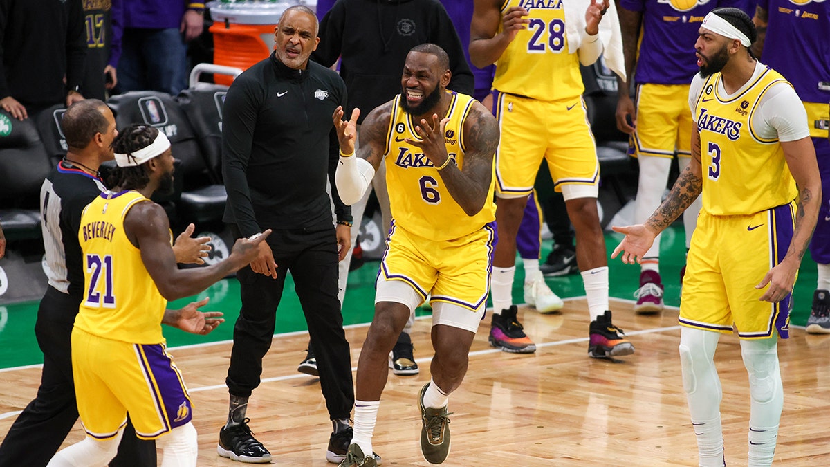 LeBron James fails to stop Lakers' office fire in ClutchPoints