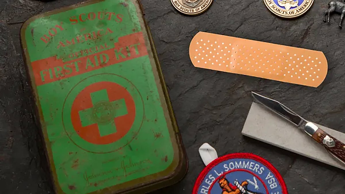 First-aid tin package for Boy Scouts