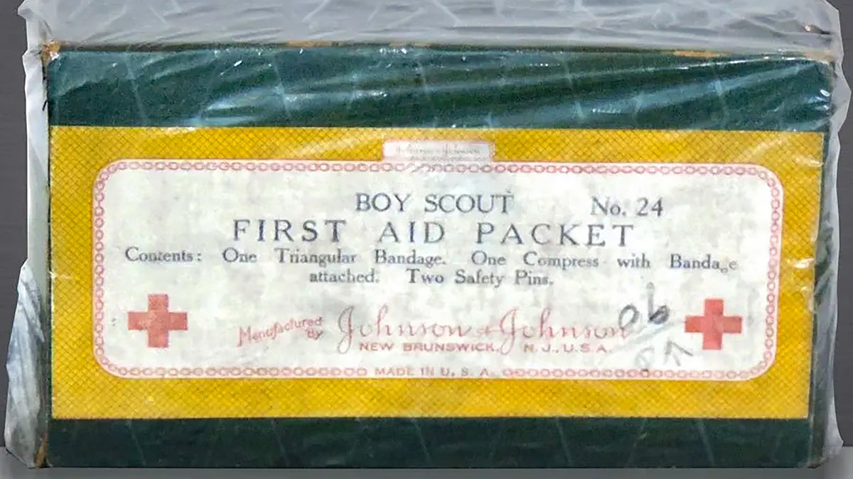First-aid packet for Boy Scouts