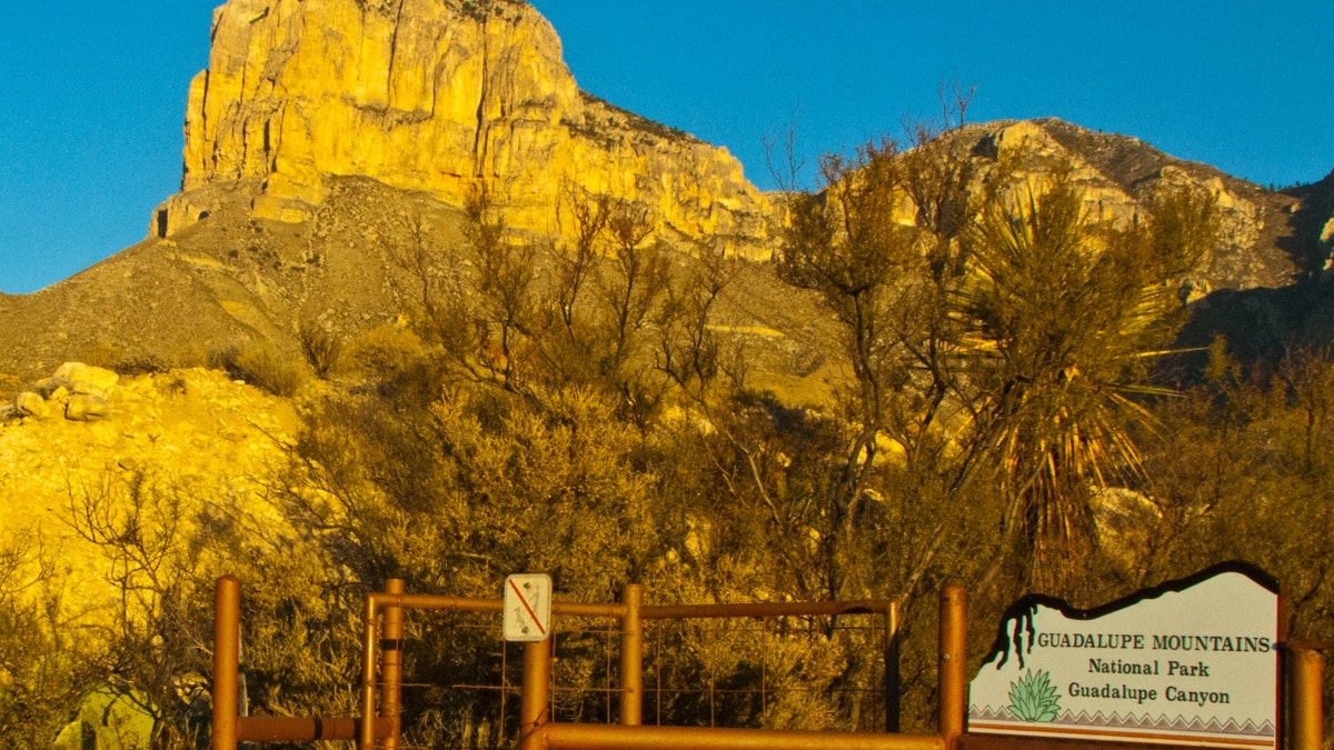 A sign for Guadalupe Mountain National Park