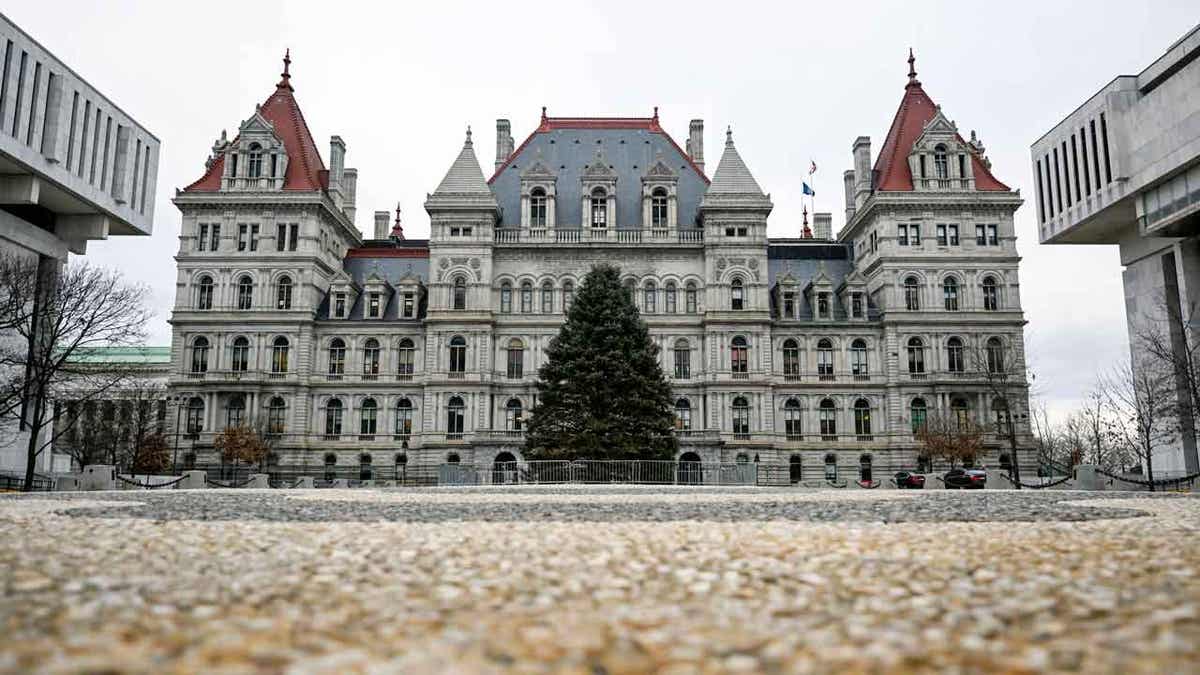 NY Gov Drops Plan To Overrule Local Zoning Amid Dem Fears For 2024   New York State Capitol 