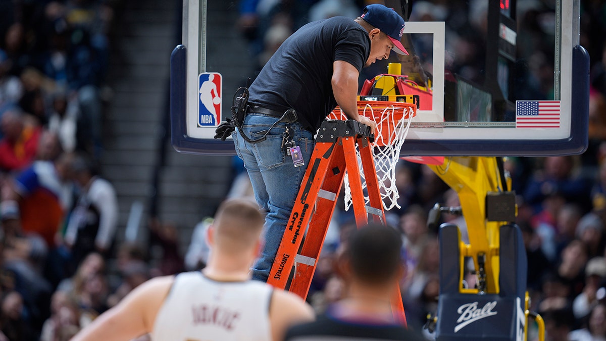 Robert Williams aftermath of a dunk