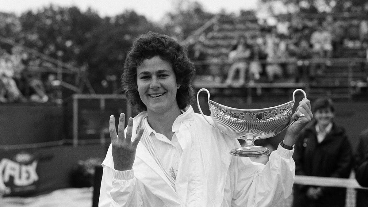 Pam Shriver in 1987