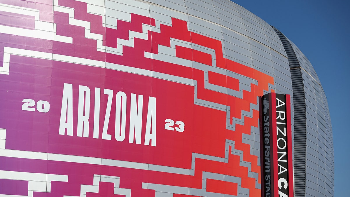 Super Bowl de 2023 será disputado no Arizona; 2024, em Las Vegas - Folha PE