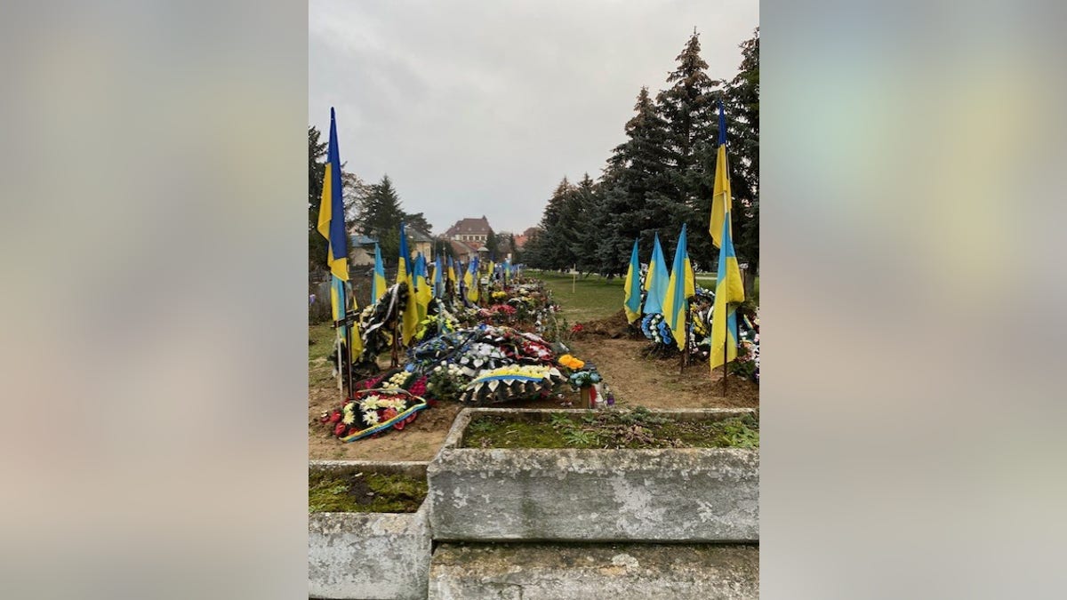 Fresh grave in Ukraine