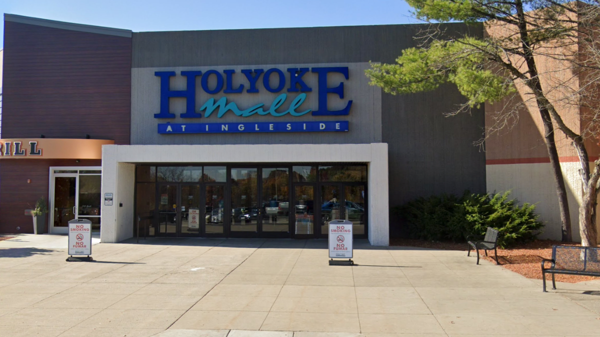 Holyoke Mall picture