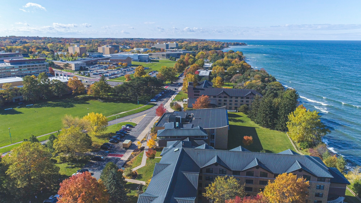 SUNY Oswego campus picture