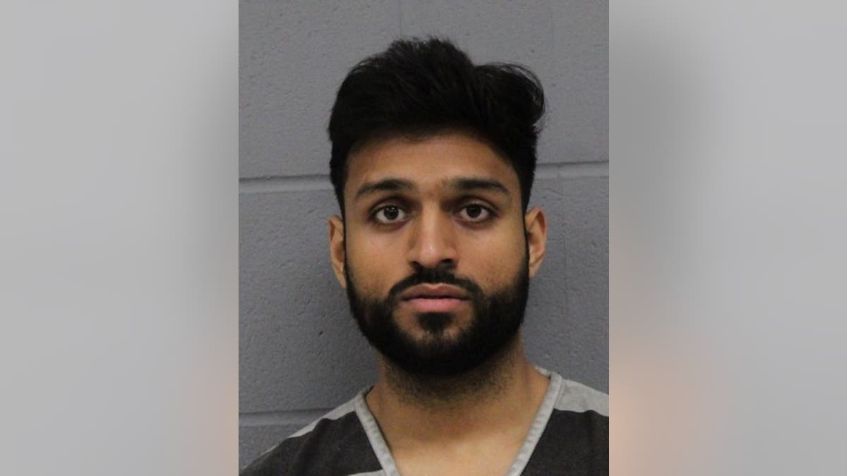 Austin gas station shooting: longtime customers rally behind clerk charged with murder