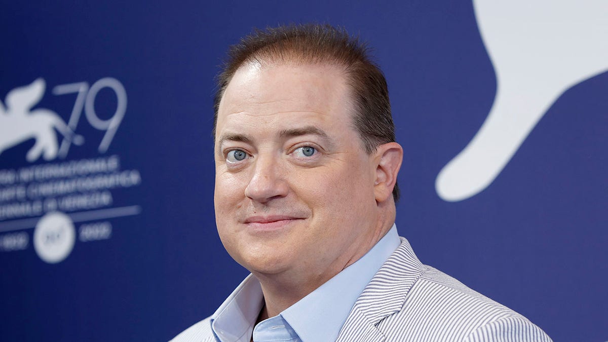 Brendan Fraser smiling