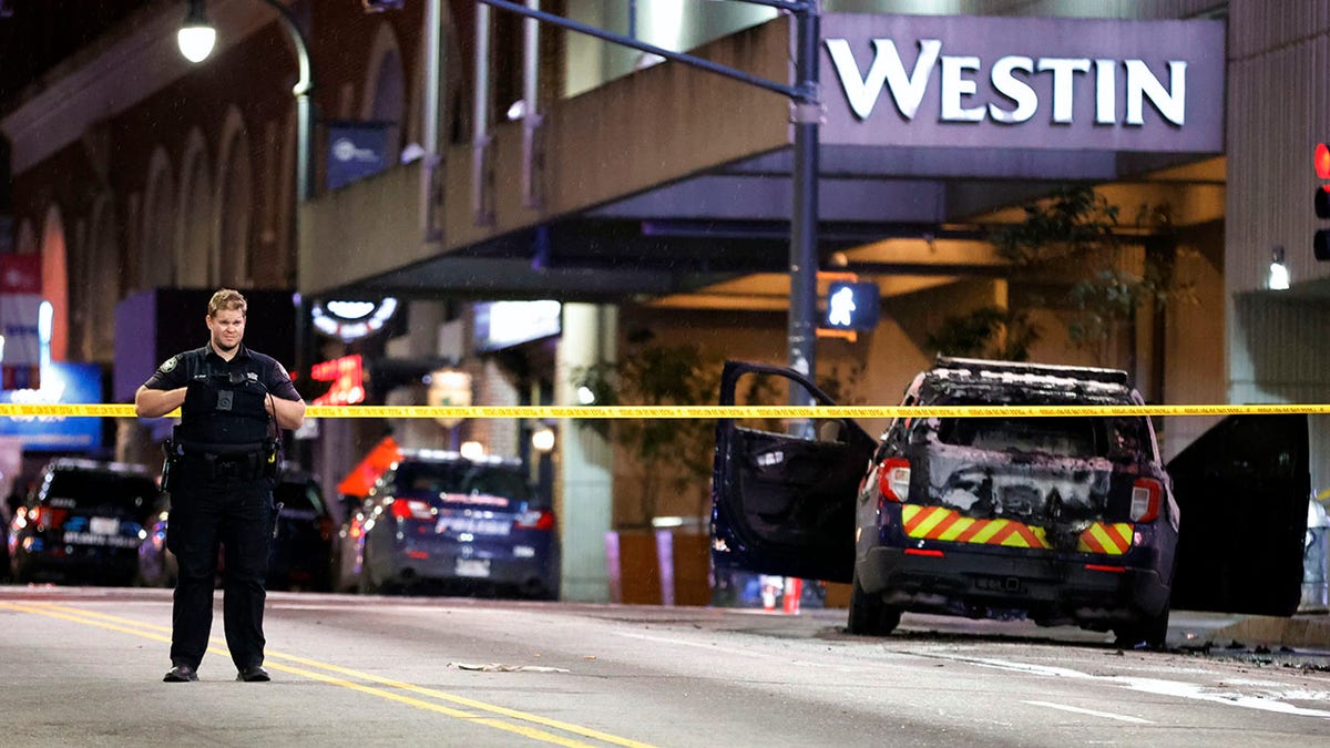 Atlanta police cruiser damaged by protesters