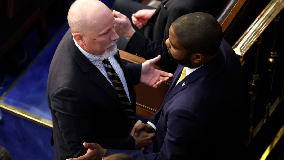 U.S. Rep.-elect Chip Roy (R-TX) (L) talks to Rep.- elect Byron Donalds (R-FL) in the House Chamber during the second day of elections for Speaker of the House at the U.S. Capitol Building on January 04, 2023 in Washington, DC.