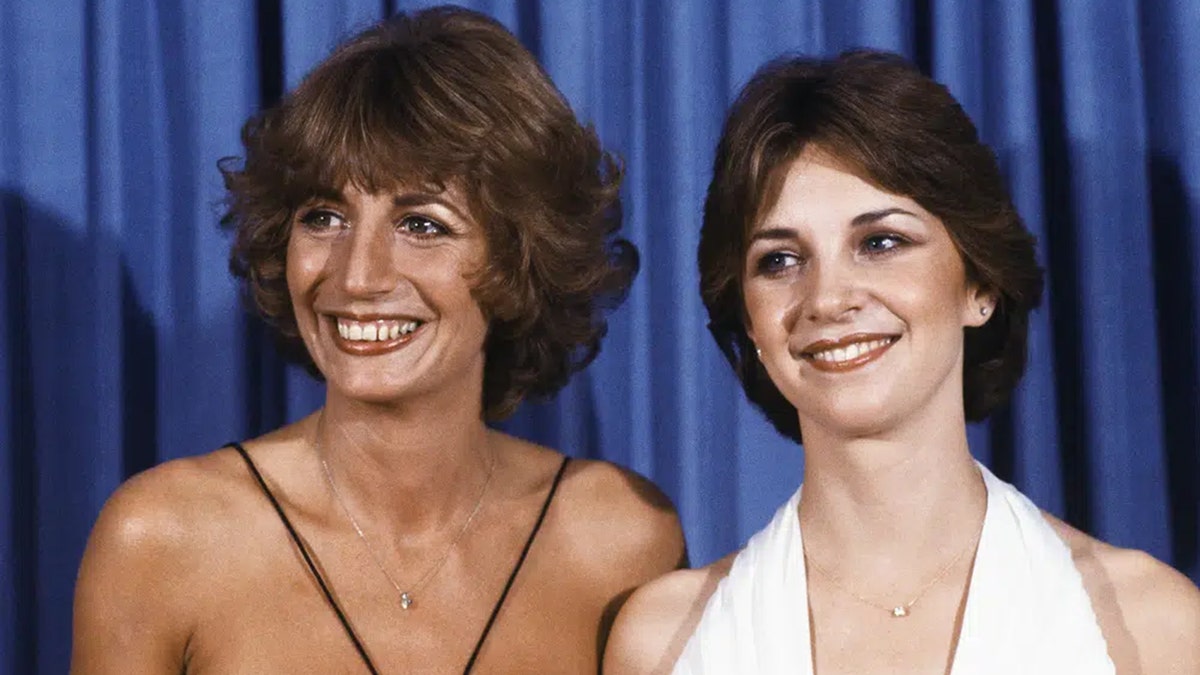 Cindy Williams and Penny Marshall at the 1979 Emmys
