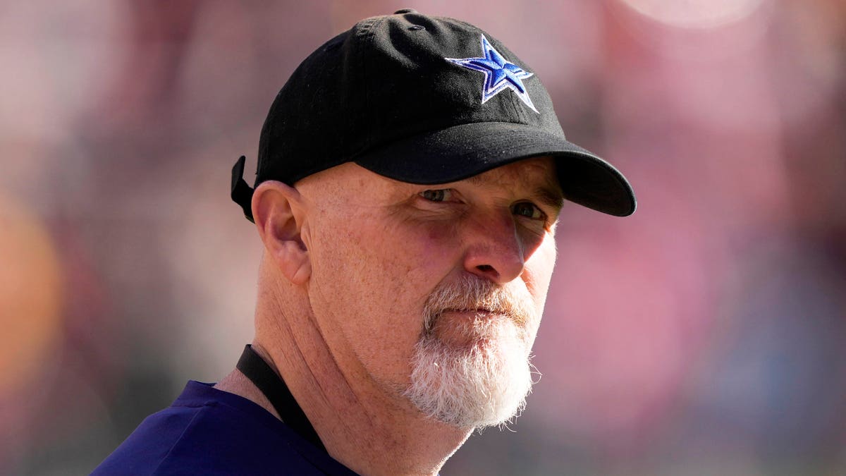 Dan Quinn STAYING WITH COWBOYS As Defensive Coordinator 