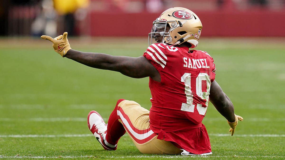 Deebo Samuel calling for a flag