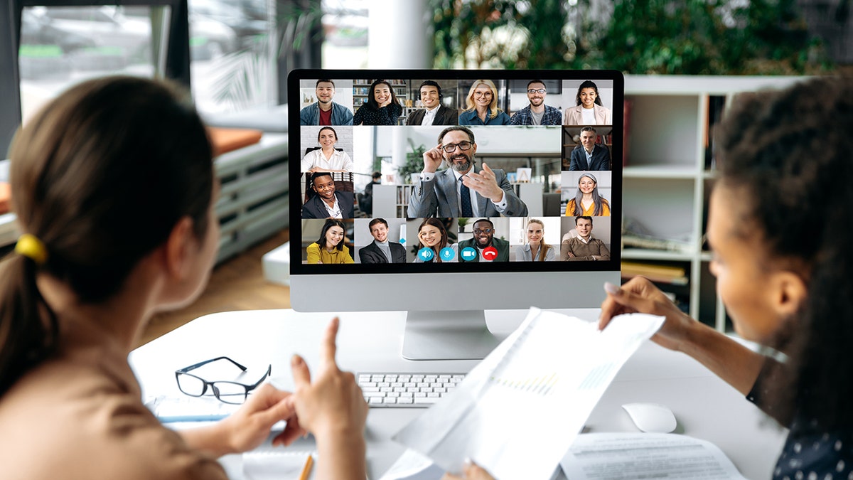 Group in a virtual meeting